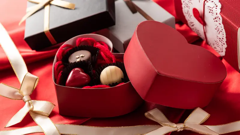 Tips and Tricks for Saving Money and Making the Most of Valentine's Day 2025